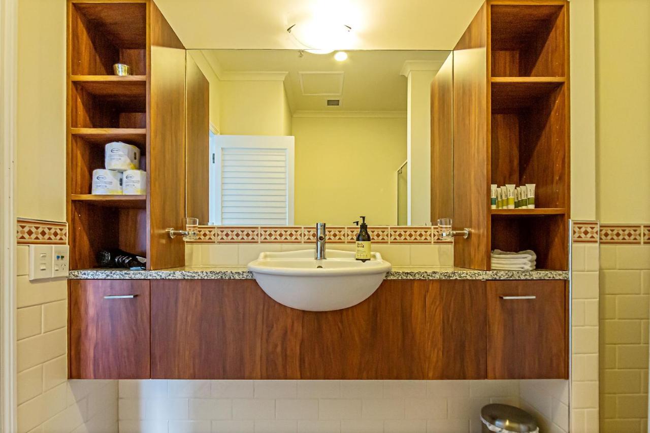 Princes Wharf 2Br Sub-Penthouse Auckland Dış mekan fotoğraf